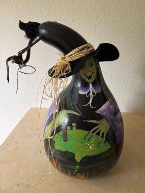 Hand-Painted Black Witch Gourd Décor